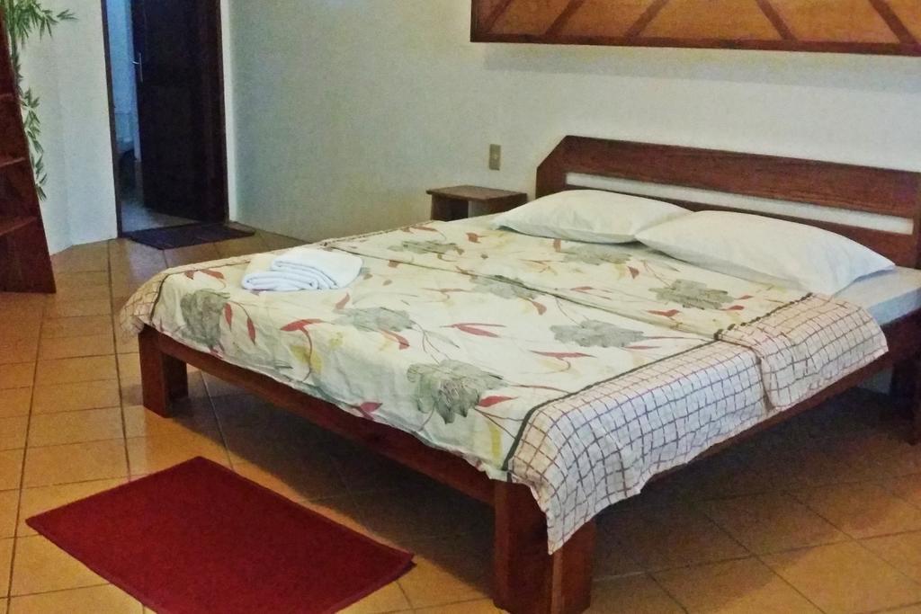 Bamboo Bungalows Resthouse Balabag  Δωμάτιο φωτογραφία