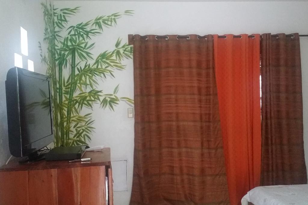 Bamboo Bungalows Resthouse Balabag  Δωμάτιο φωτογραφία