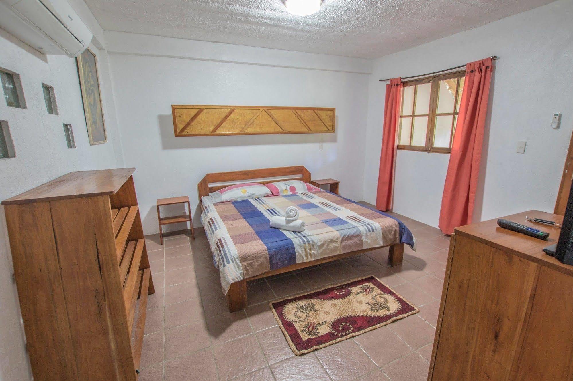 Bamboo Bungalows Resthouse Balabag  Εξωτερικό φωτογραφία