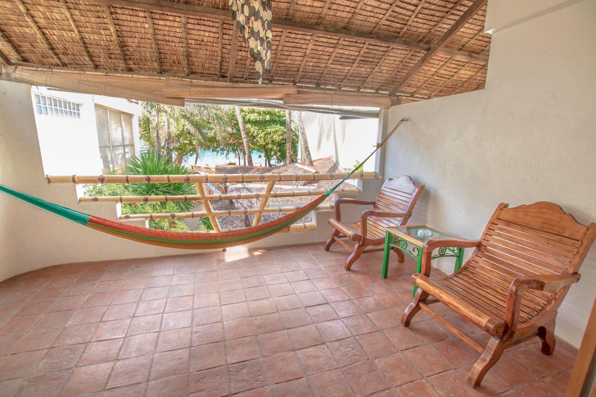 Bamboo Bungalows Resthouse Balabag  Εξωτερικό φωτογραφία