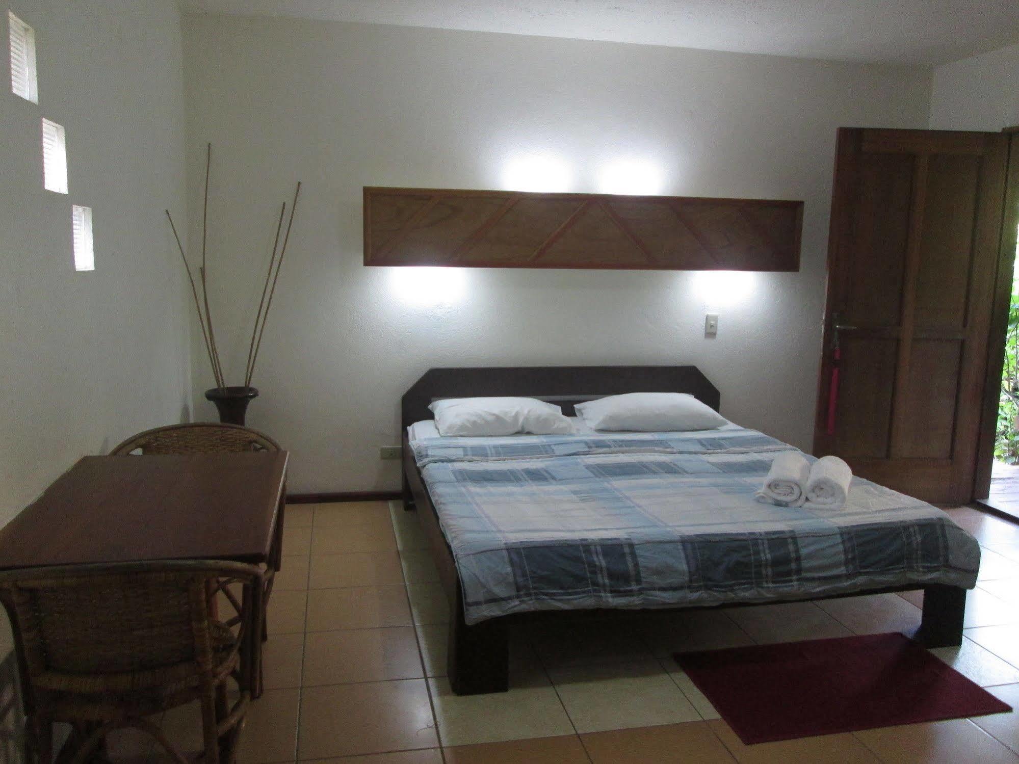 Bamboo Bungalows Resthouse Balabag  Εξωτερικό φωτογραφία
