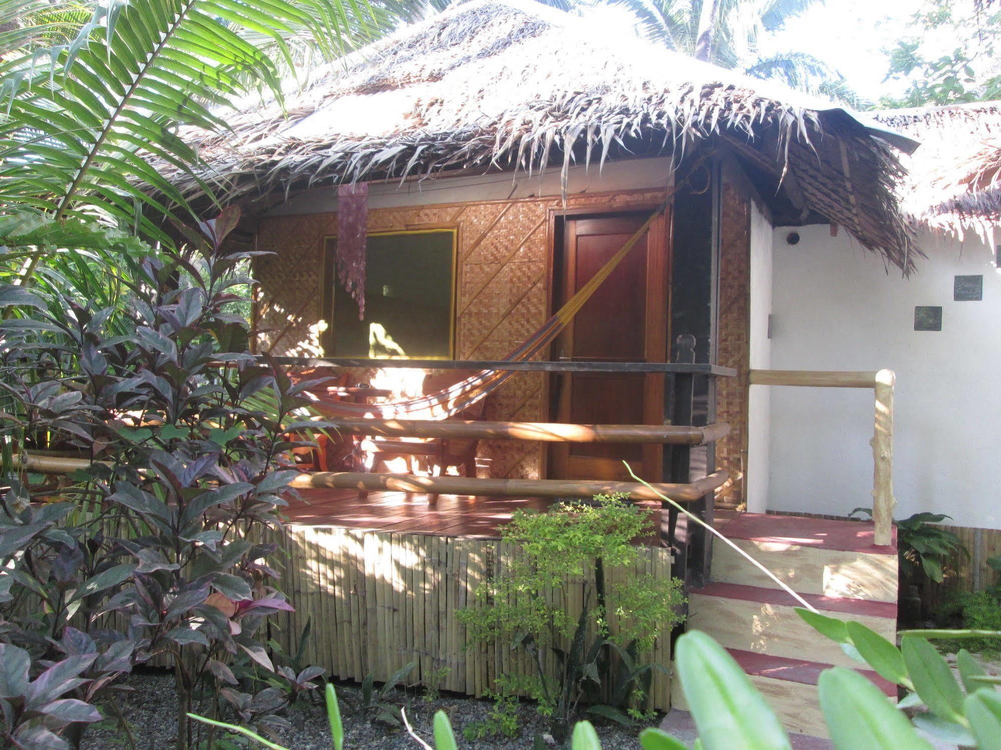 Bamboo Bungalows Resthouse Balabag  Εξωτερικό φωτογραφία